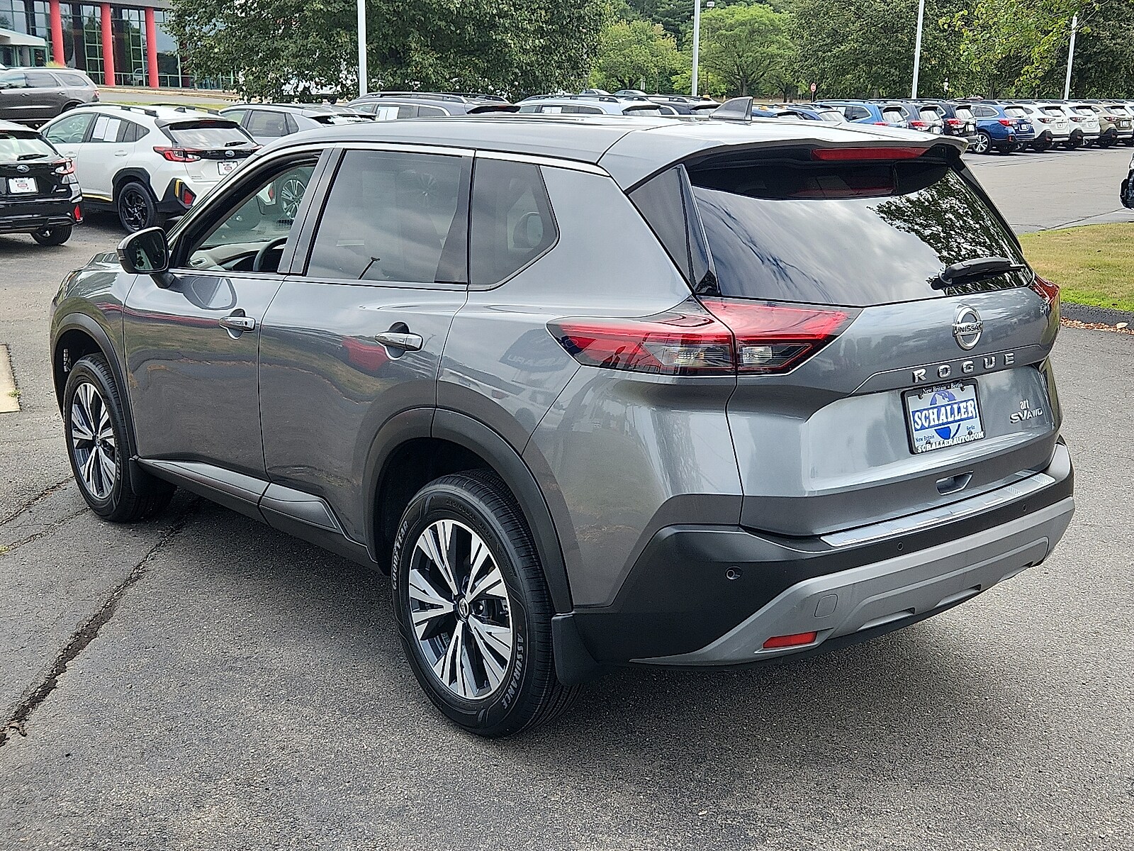 2021 Nissan Rogue SV AWD photo 4