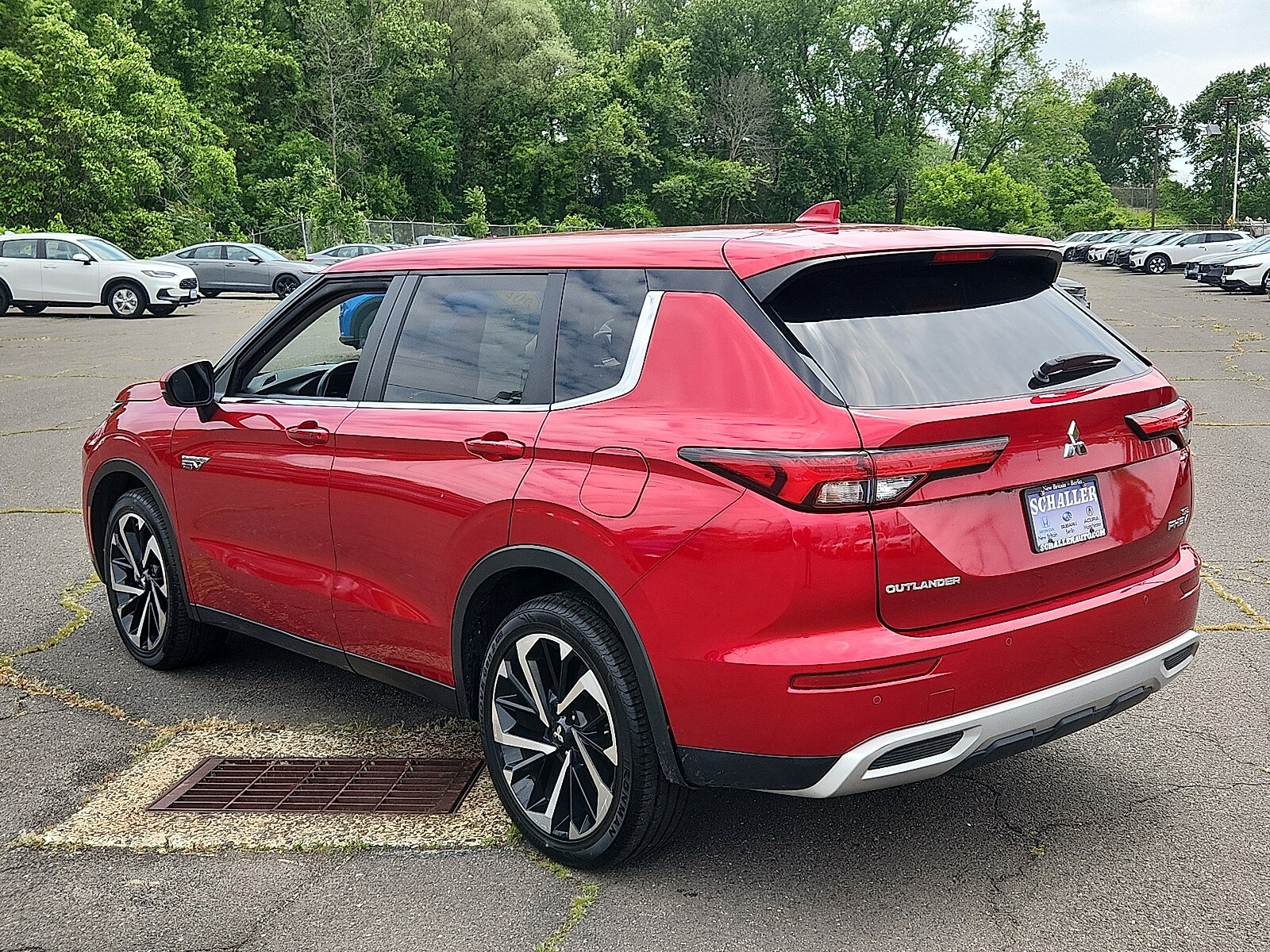2023 Mitsubishi Outlander PHEV SE S-AWC photo 4