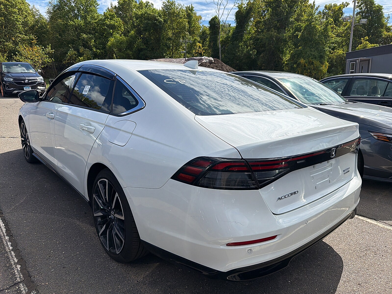 2023 Honda Accord Hybrid Touring photo 3