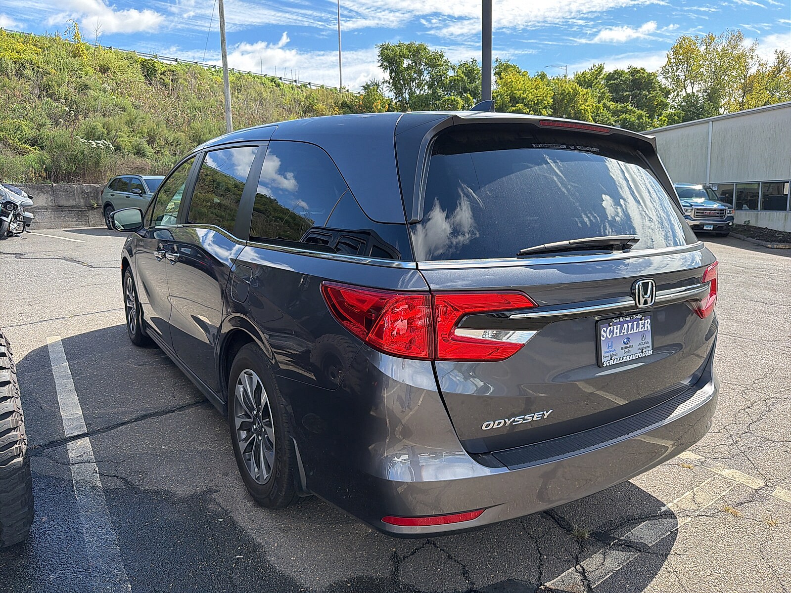 2023 Honda Odyssey EX-L photo 3