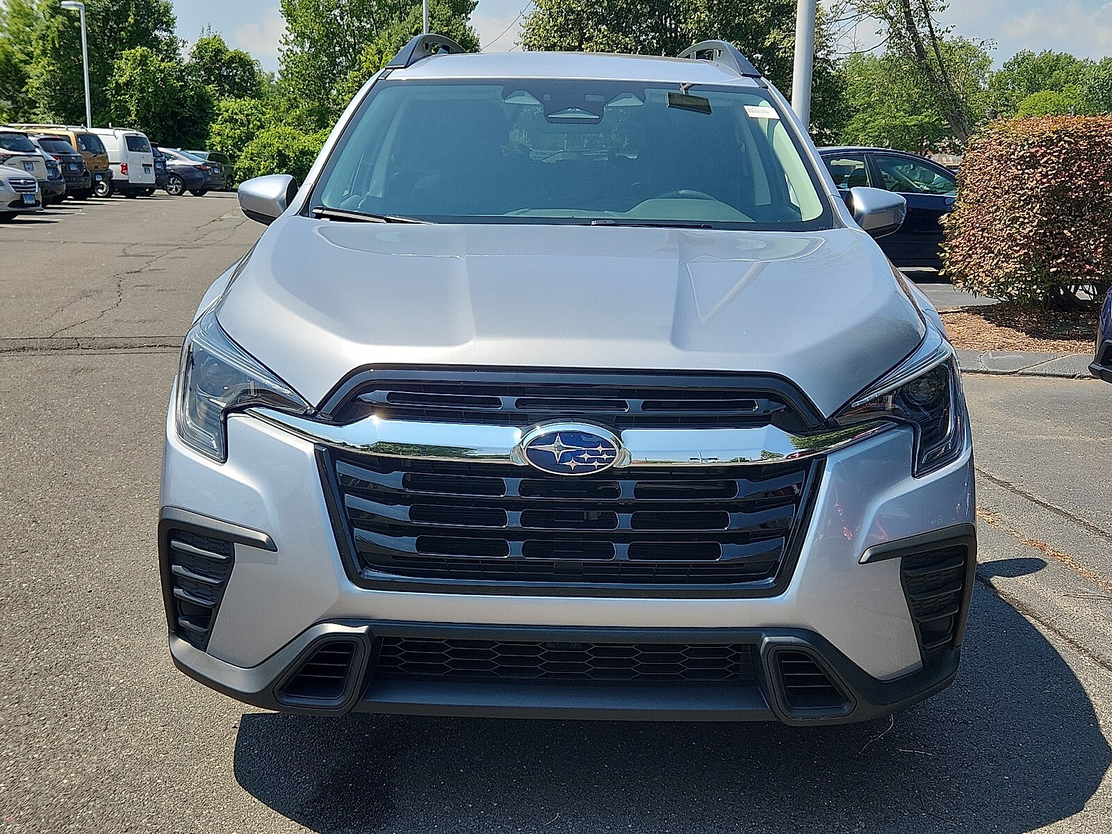 2024 Subaru Ascent Premium photo 2