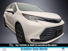 2026 Toyota Sienna Woodland Edition Passenger Van