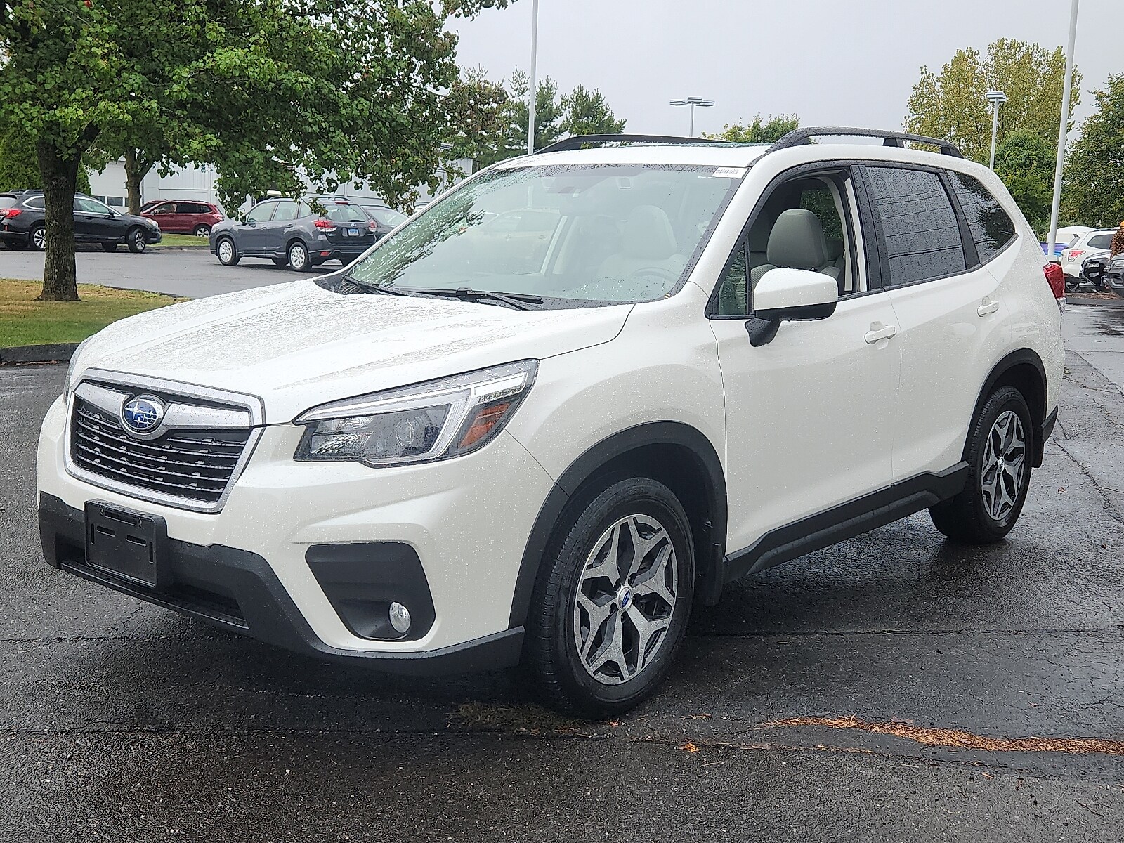 2021 Subaru Forester Premium photo 3