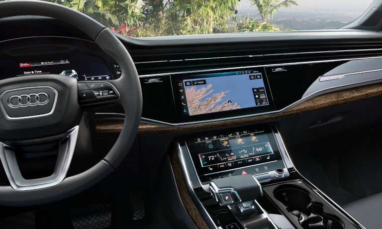 2023 Audi Q7 interior infotainment