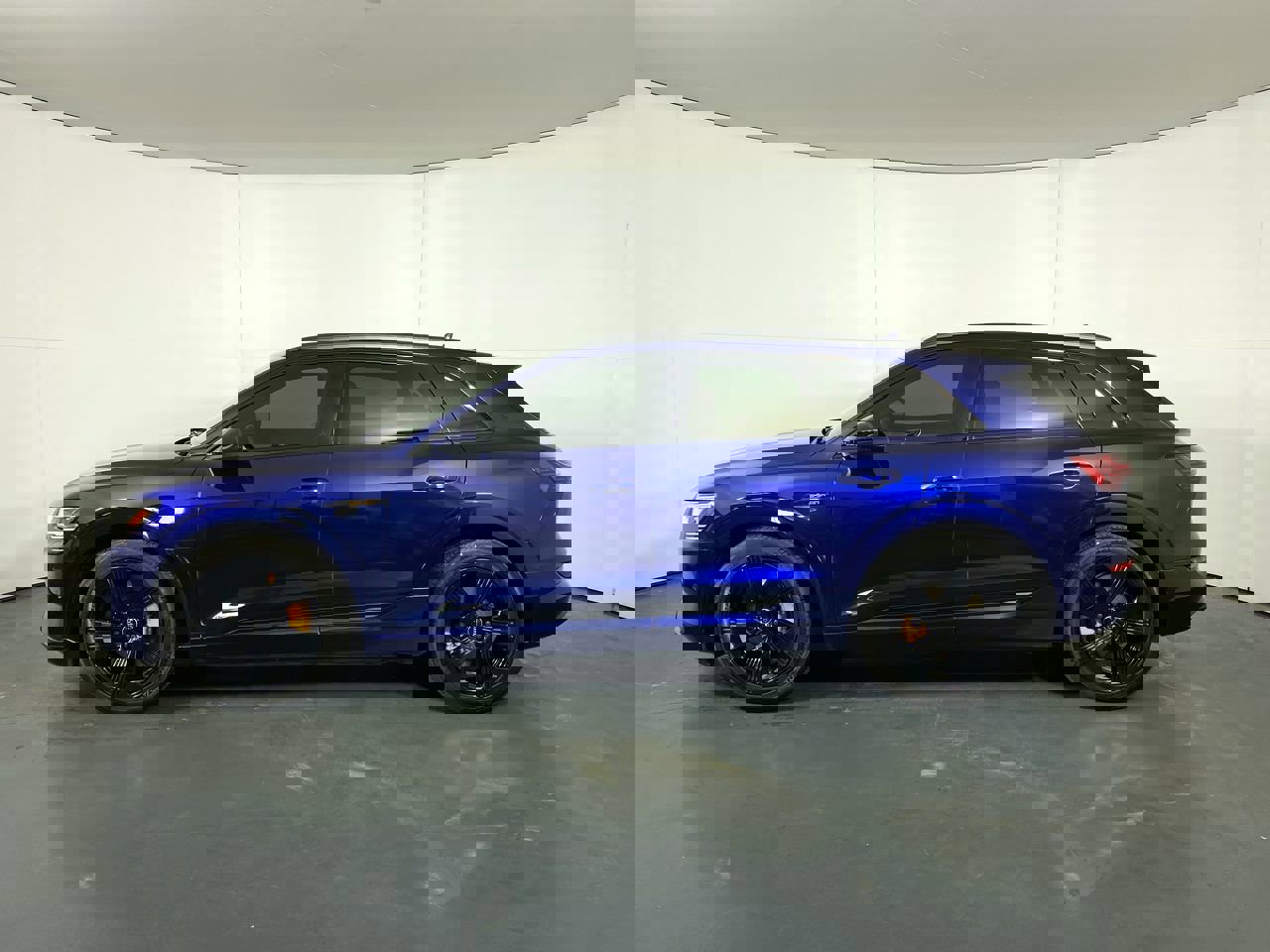 Certified 2022 Audi e-tron Premium Plus with VIN WA1LABGE5NB007572 for sale in Hoffman Estates, IL