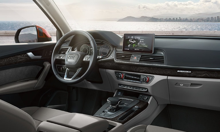19Audi-Q5-Interior-Dashboard-5x3