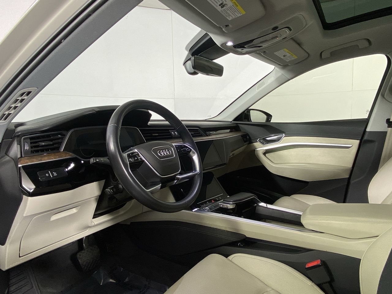 Used 2019 Audi e-tron Prestige with VIN WA1VABGE0KB011193 for sale in Hoffman Estates, IL