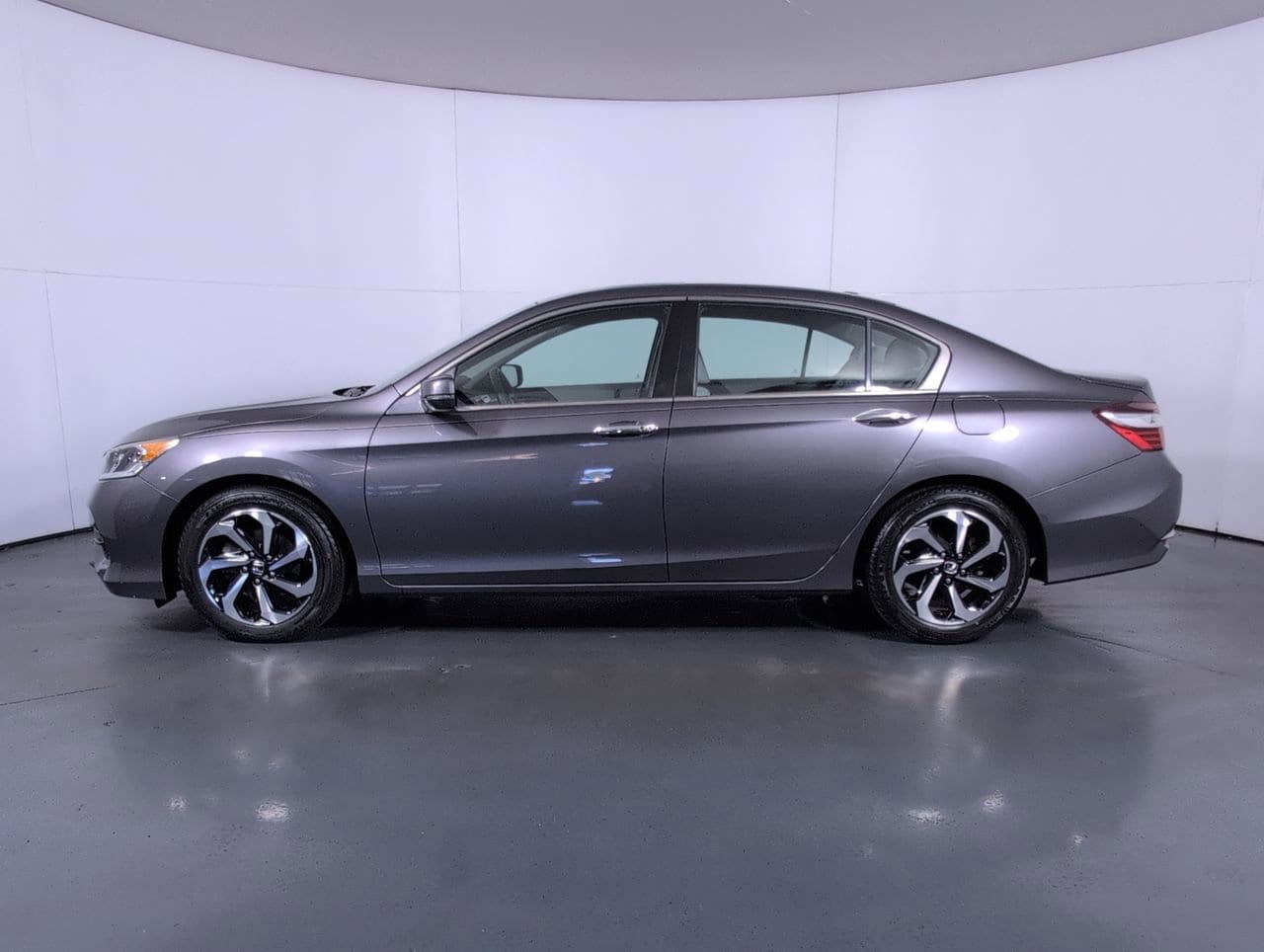 Used 2016 Honda Accord EX with VIN 1HGCR2F73GA123915 for sale in Hoffman Estates, IL