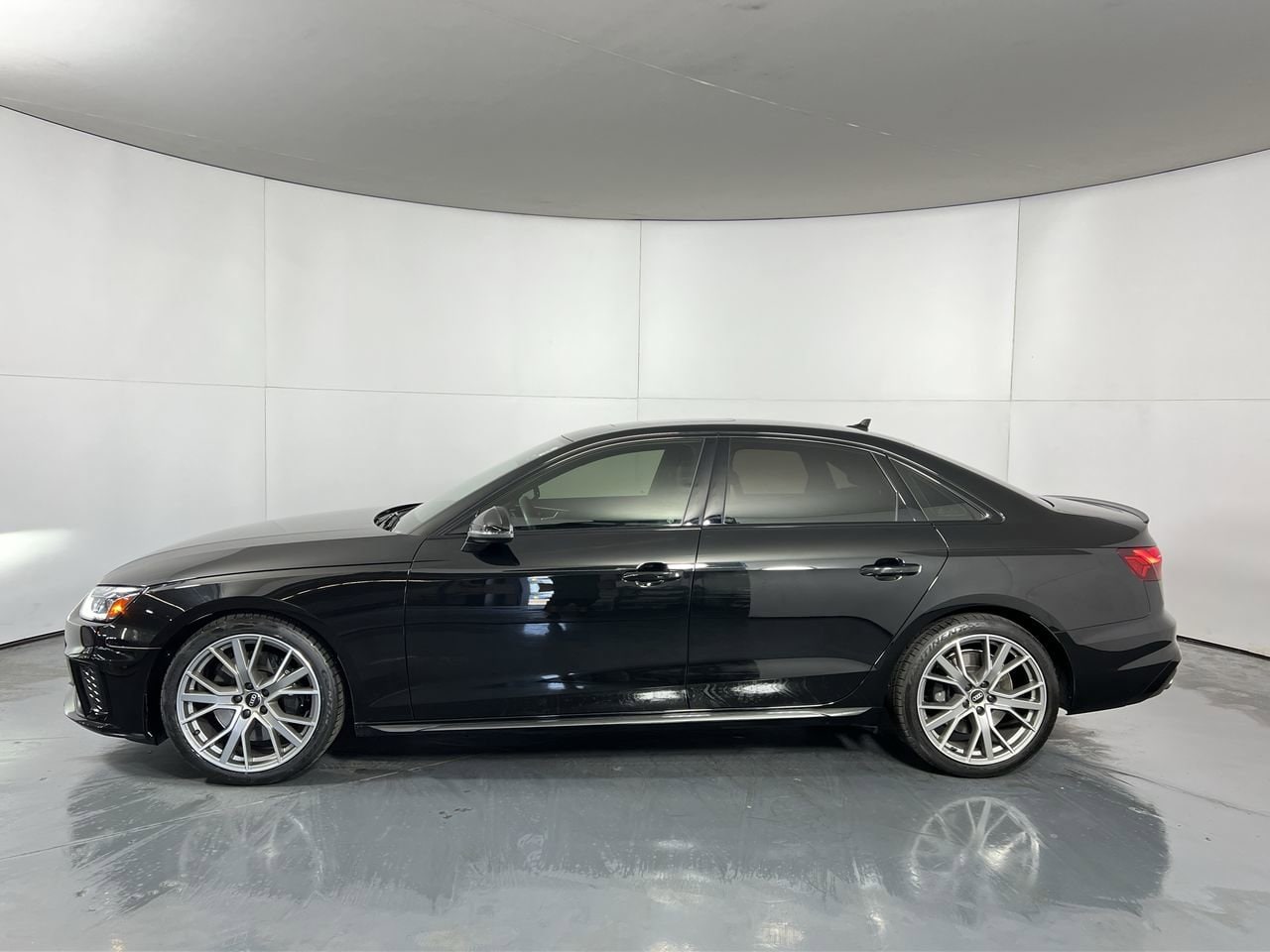 Certified 2022 Audi S4 Premium Plus with VIN WAUB4AF49NA046874 for sale in Hoffman Estates, IL