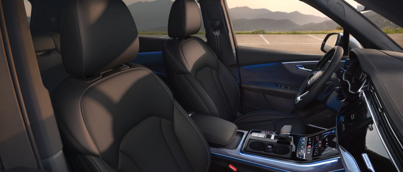 2025 Audi Q7 Interior Seating Passenger Side