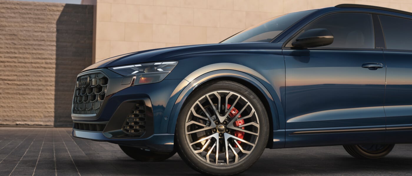 2025 Audi SQ8 Exterior Side View