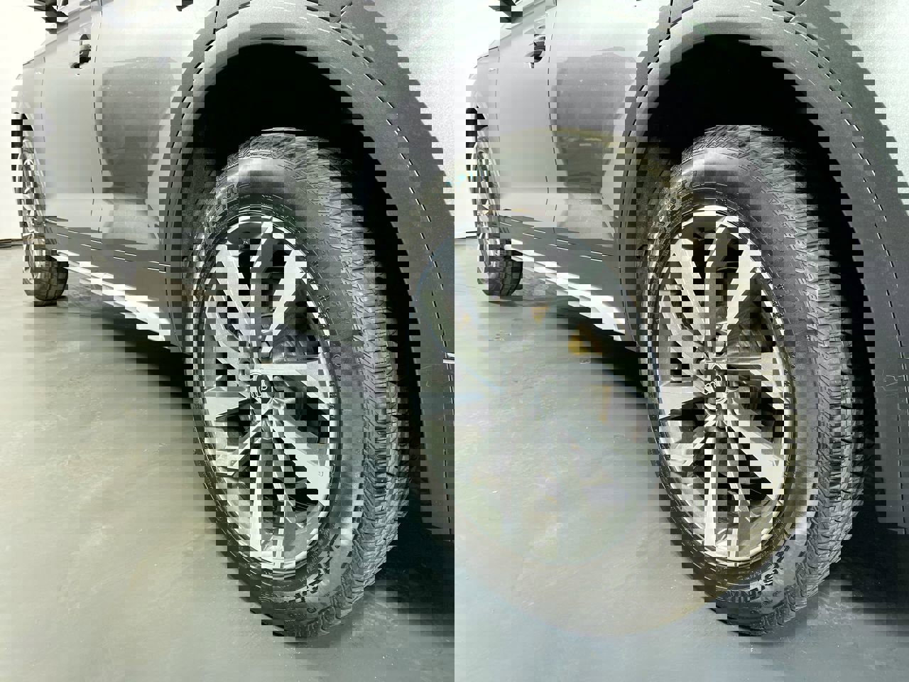 2024 Audi Q5 45 S line Premium Plus photo 3