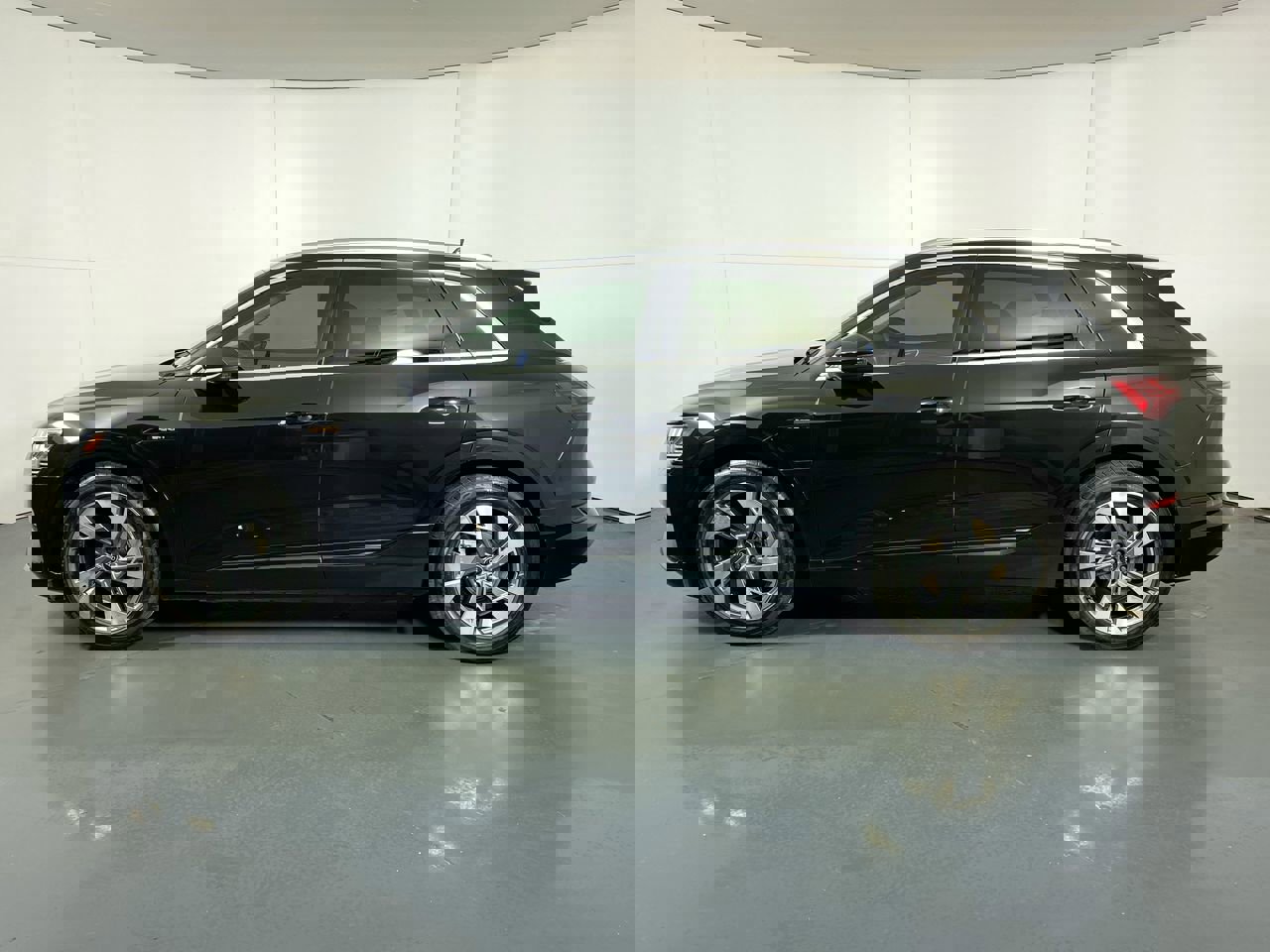 Certified 2021 Audi e-tron Premium with VIN WA1AAAGE0MB014655 for sale in Hoffman Estates, IL