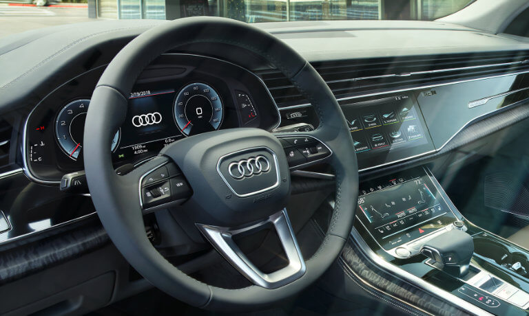2022 Audi Q8 interior front dash