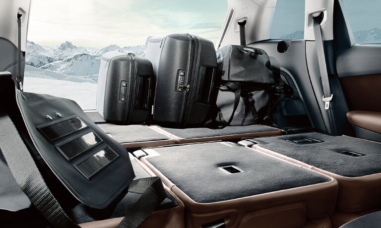 19Audi-Q7-Interior-CargoSpace-5x3