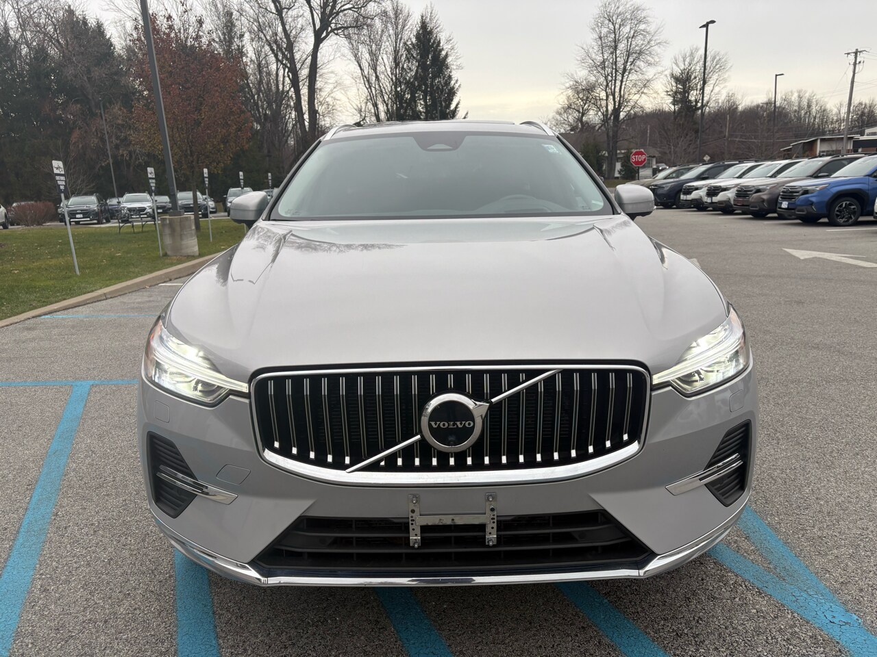 2022 Volvo XC60 Inscription photo 3