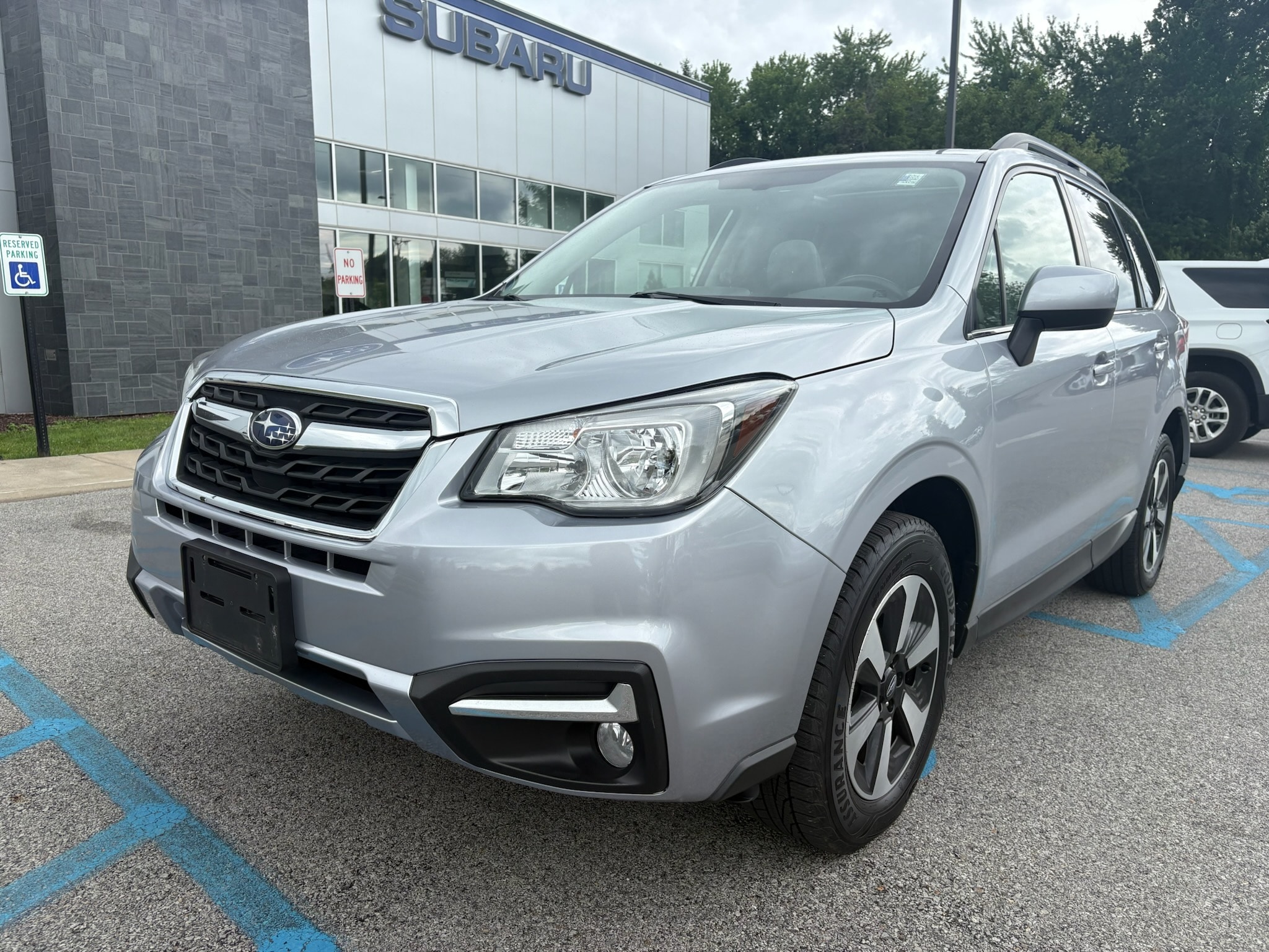 Ice Silver 2018 Subaru Forester SUV / Crossover All-Wheel Drive Continuously Variable Transmission