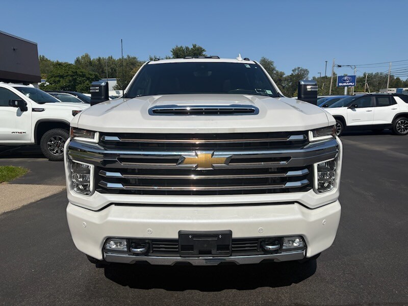 2022 Chevrolet Silverado 3500HD High Country photo 3