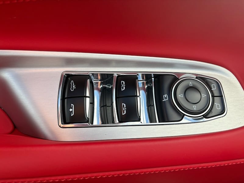 2024 Chevrolet Corvette 3LT - Photo 16
