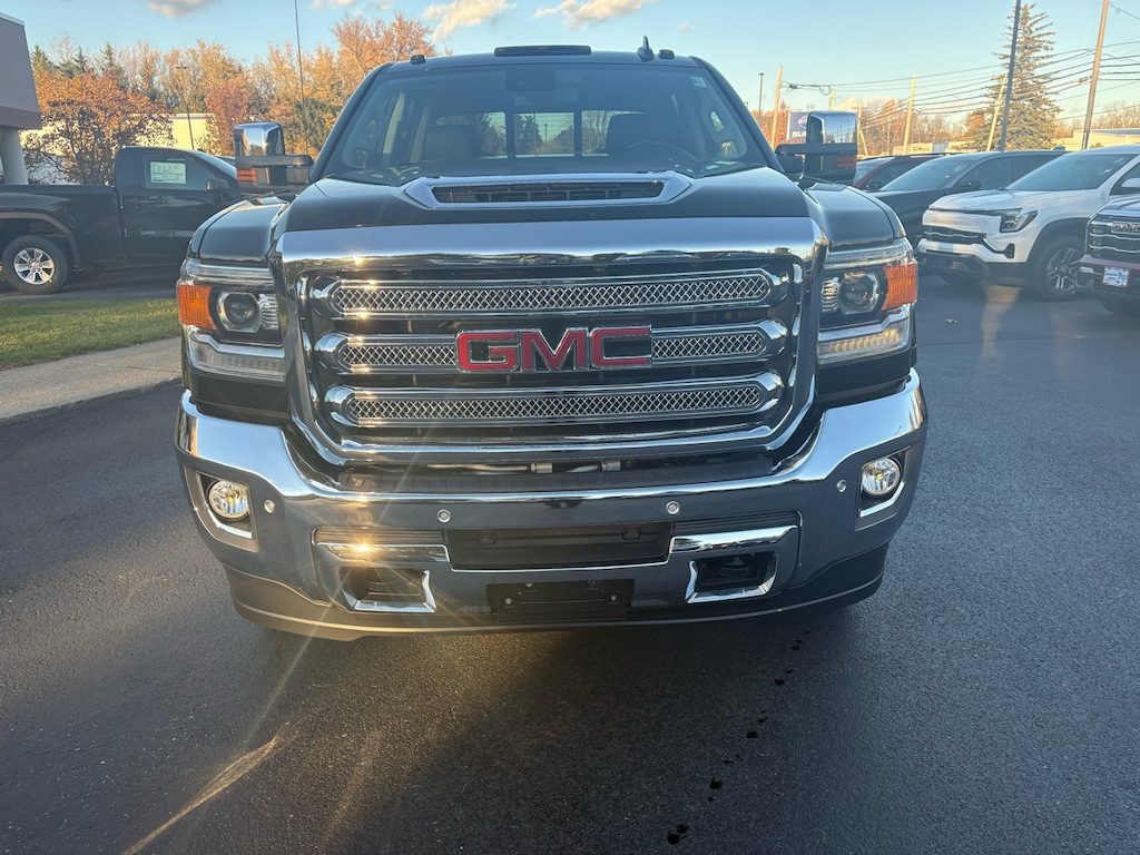 Used 2019 GMC Sierra 2500HD SLT Truck Crew Cab