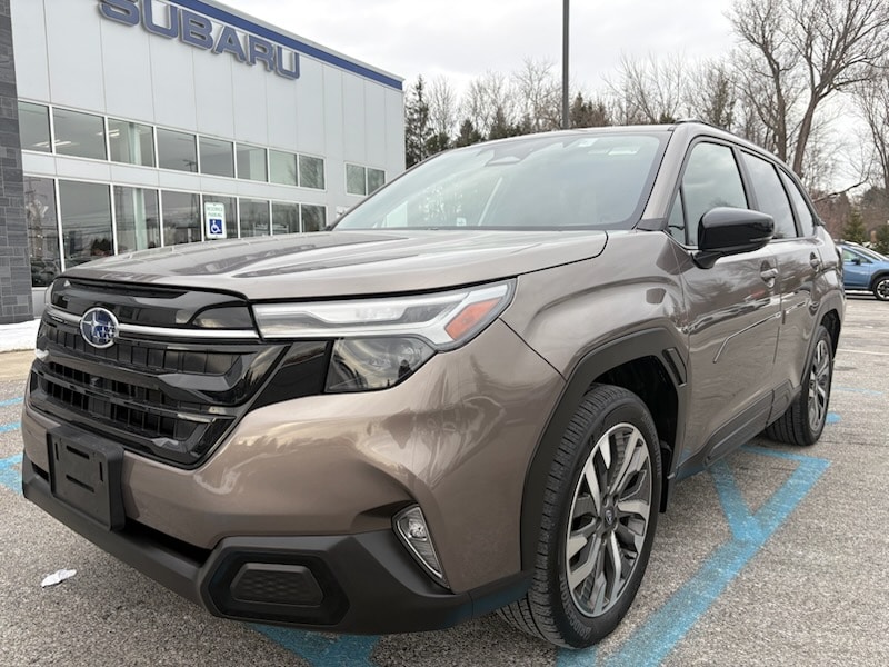 2025 Subaru Forester Touring's photo