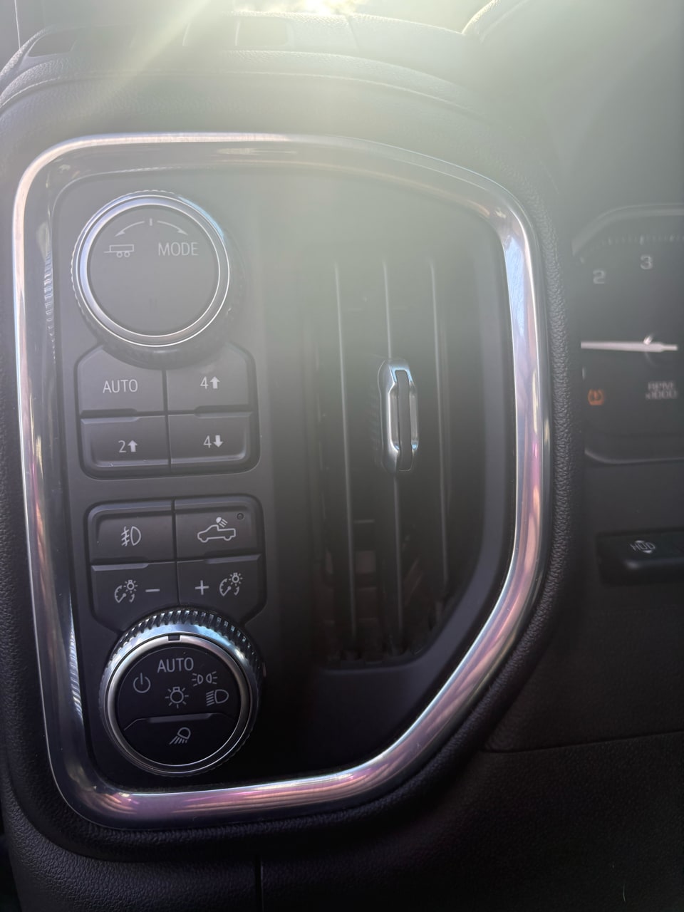 2021 GMC Sierra 2500HD AT4 - Photo 10