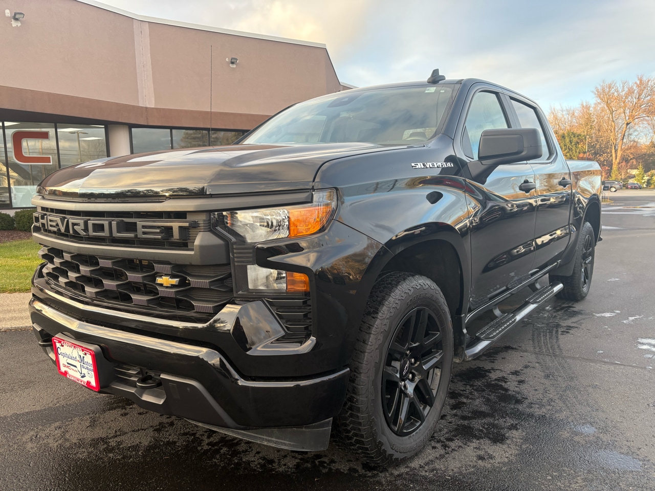 2022 Chevrolet Silverado 1500 Custom's photo