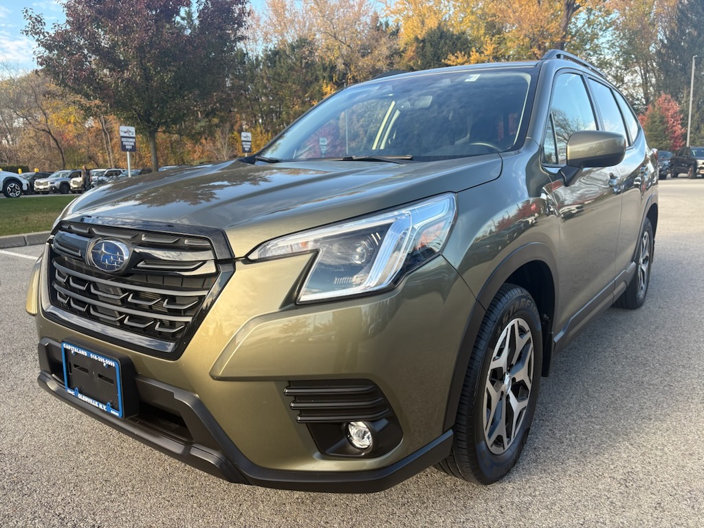 2024 Subaru Forester Premium SUV