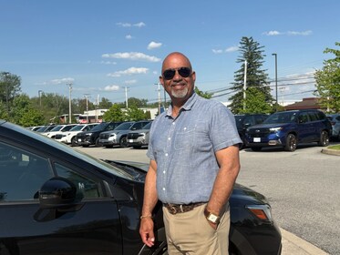 Staff member Patrick from 34169aa4e83b