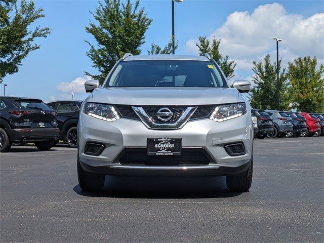 Used 2016 Nissan Rogue SV with VIN JN8AT2MV3GW145266 for sale in Peoria, IL