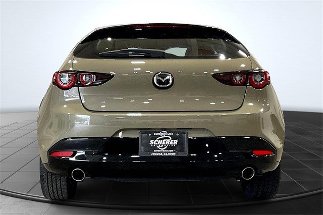 2024 Mazda Mazda3 Hatchback 2.5 Carbon Turbo photo 4