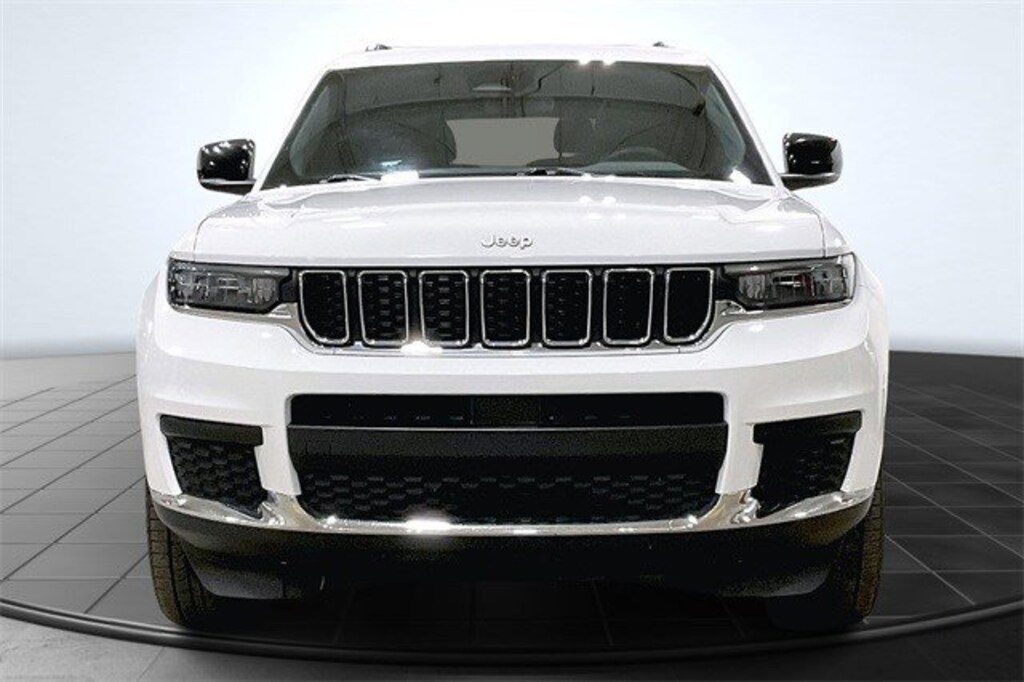 Used 2024 Jeep Grand Cherokee L Laredo SUV