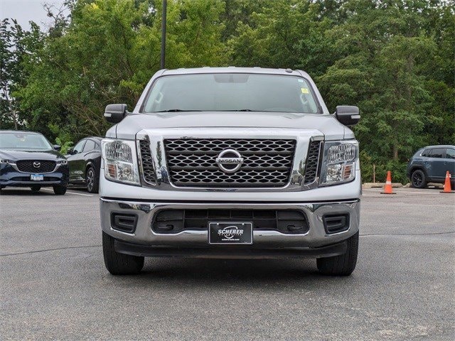 Used 2018 Nissan Titan SV with VIN 1N6AA1EJ1JN551628 for sale in Peoria, IL