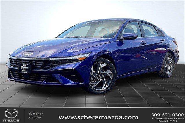 2025 Hyundai Elantra Limited's photo