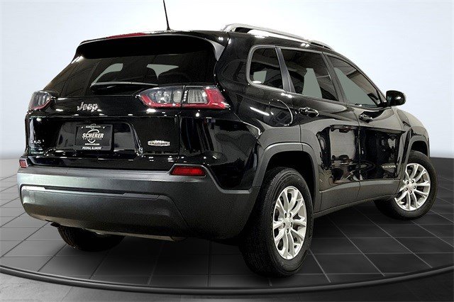 2021 Jeep Cherokee Latitude photo 2