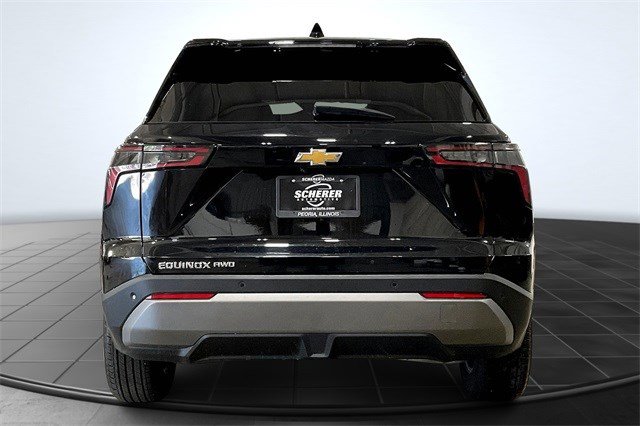 2025 Chevrolet Equinox LT photo 4