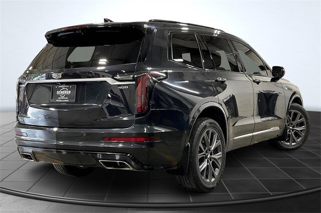 2020 Cadillac XT6 Sport photo 2