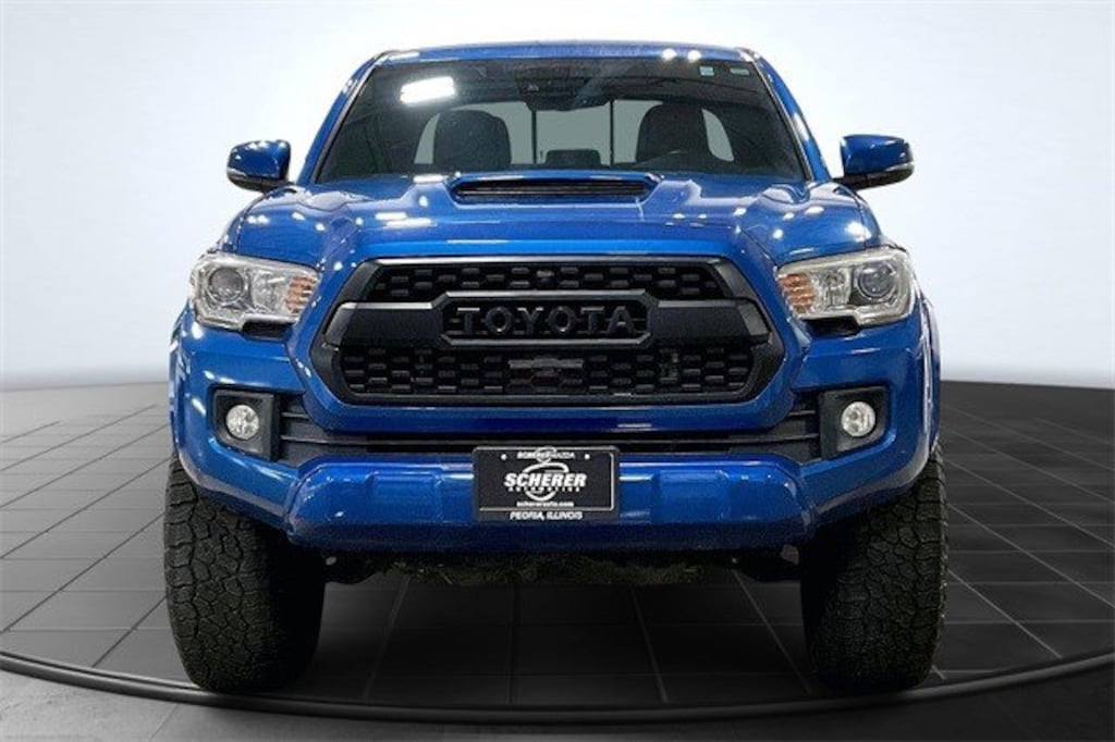 Used 2018 Toyota Tacoma SR5 V6 Truck Double Cab