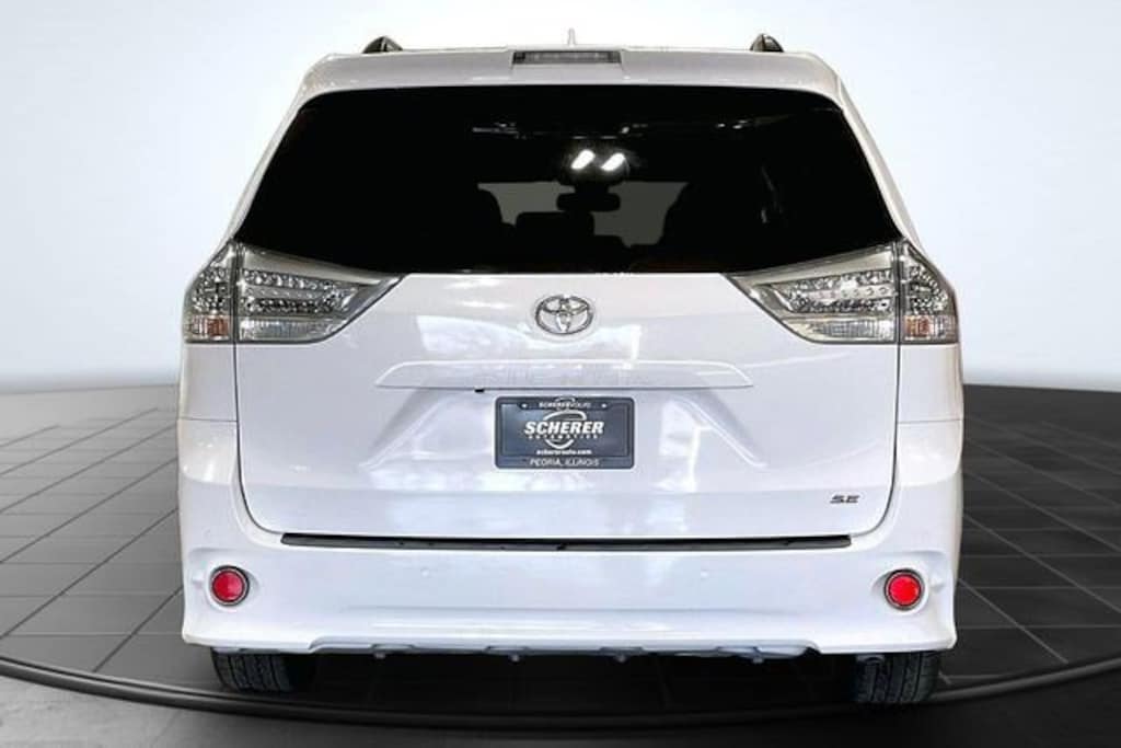 Used 2020 Toyota Sienna SE 8 Passenger Van