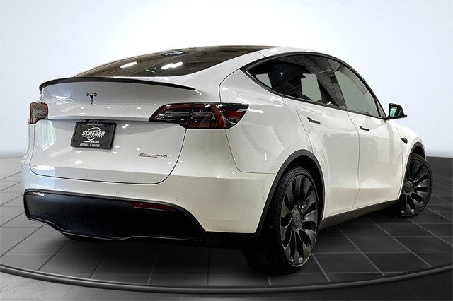 2022 Tesla Model Y Performance photo 2