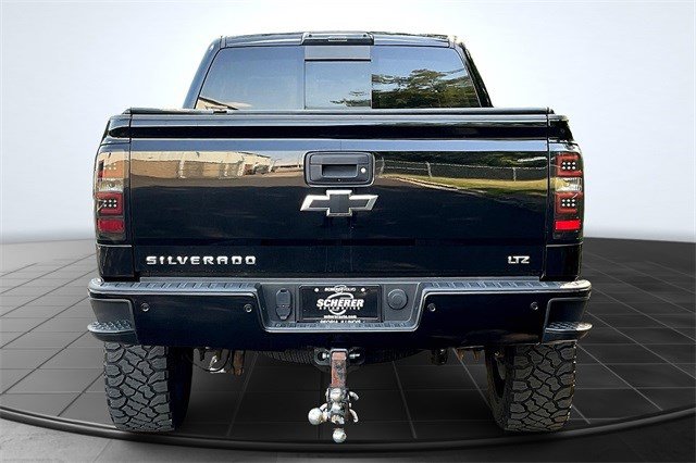 2017 Chevrolet Silverado 1500 LTZ photo 4