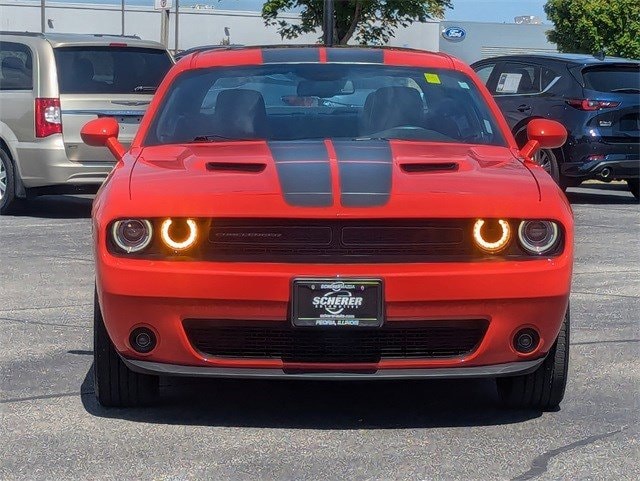 Used 2018 Dodge Challenger GT with VIN 2C3CDZGG6JH311815 for sale in Peoria, IL