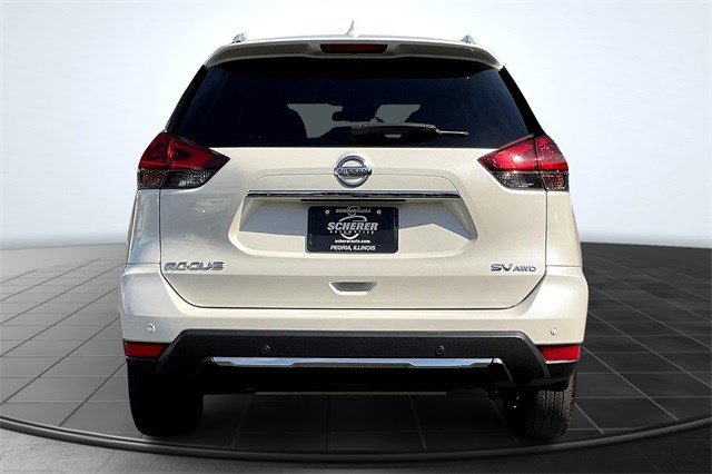 2019 Nissan Rogue SV photo 4