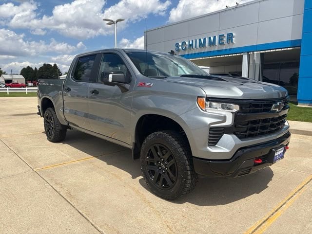 2026 Chevrolet Silverado 1500 LT Trail Boss - Photo 2