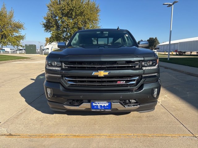 2018 Chevrolet Silverado 1500 LTZ photo 2