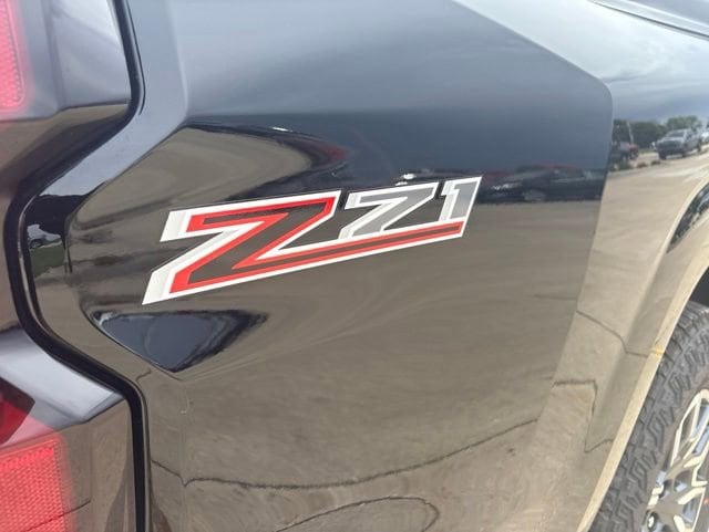 2026 Chevrolet Colorado Z71 - Photo 10