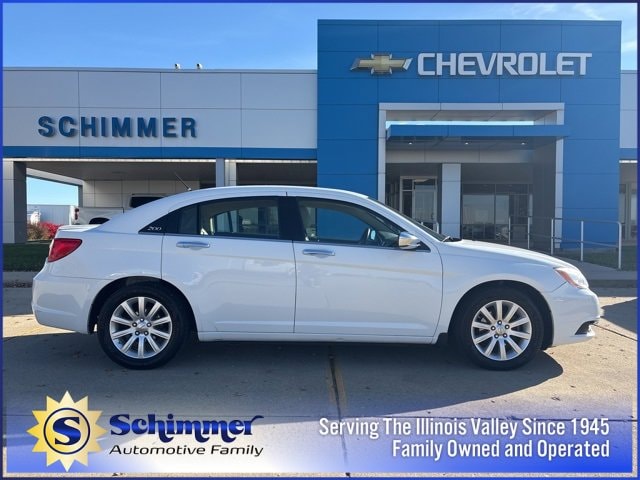 2013 Chrysler 200 Limited