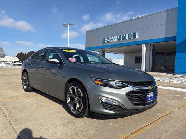 Used 2024 Chevrolet Malibu 1LT with VIN 1G1ZD5ST7RF177518 for sale in Mendota, IL