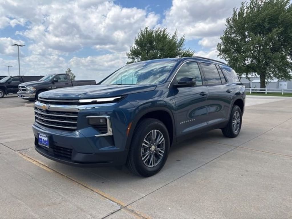 New 2026 Chevrolet Traverse LT SUV