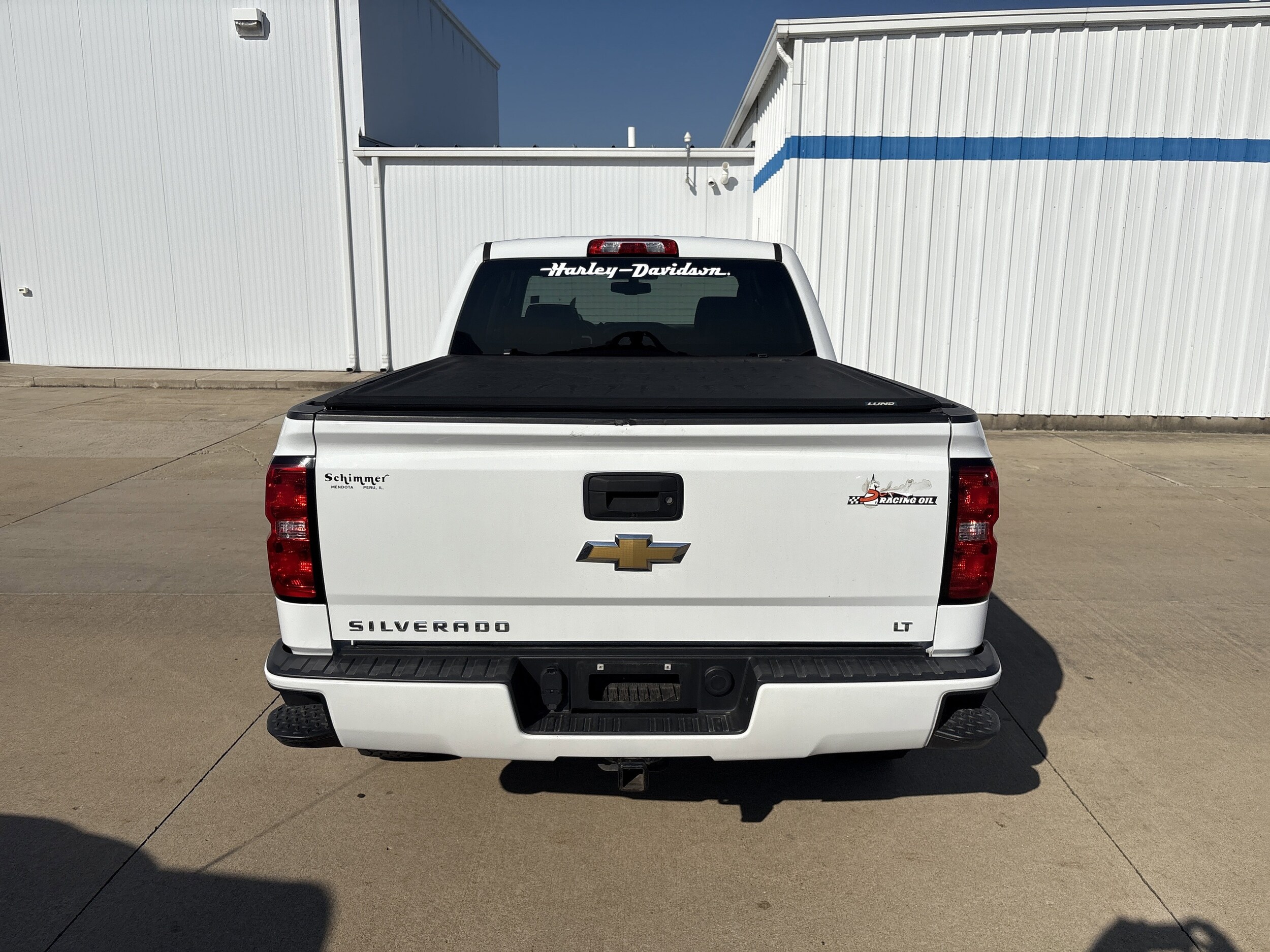 2017 Chevrolet Silverado 1500 LT photo 3